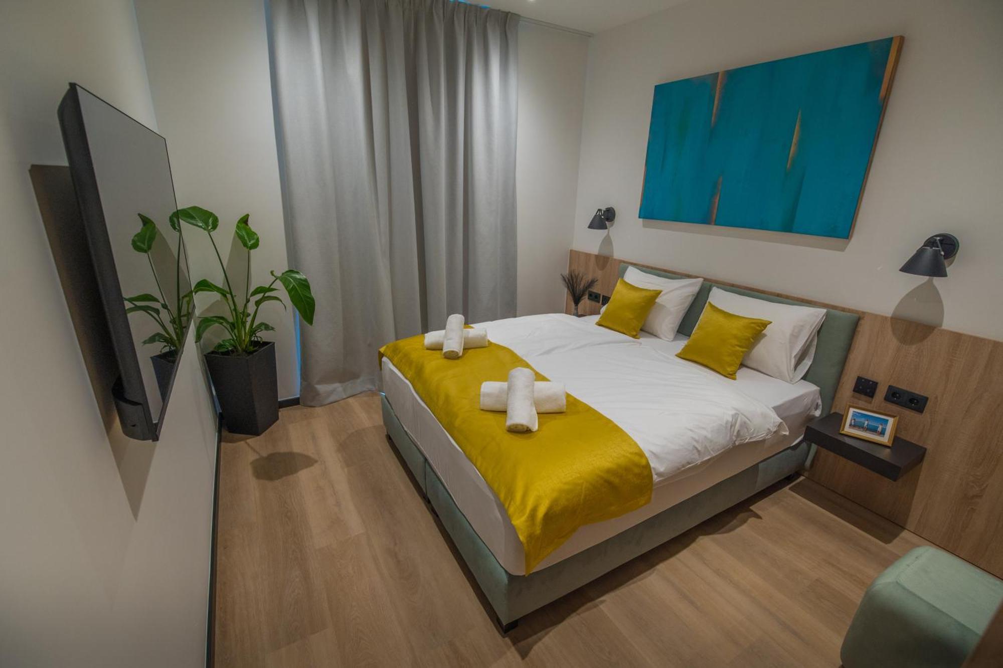 Bj81 Suite Hotel Siófok Kültér fotó