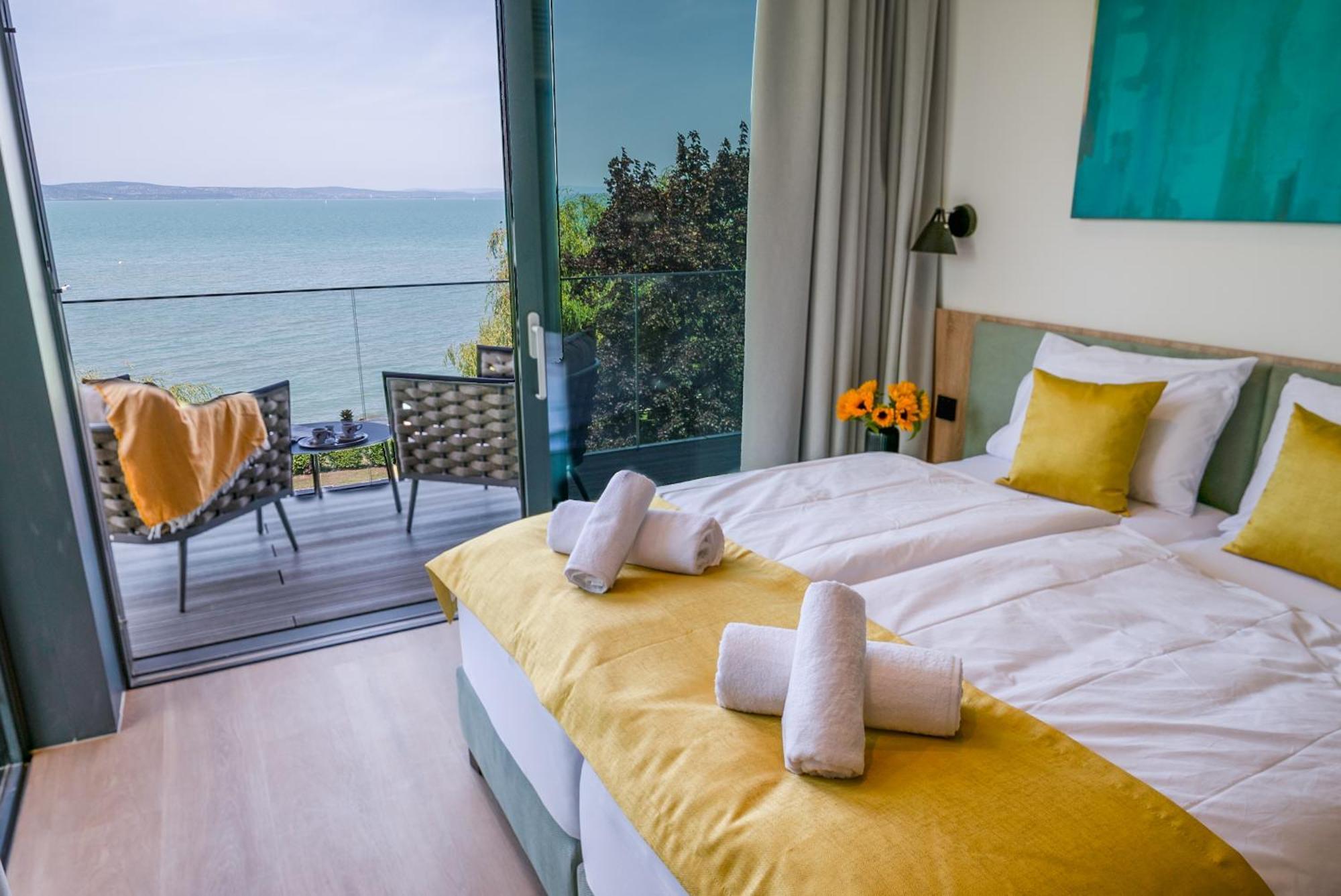 Bj81 Suite Hotel Siófok Kültér fotó