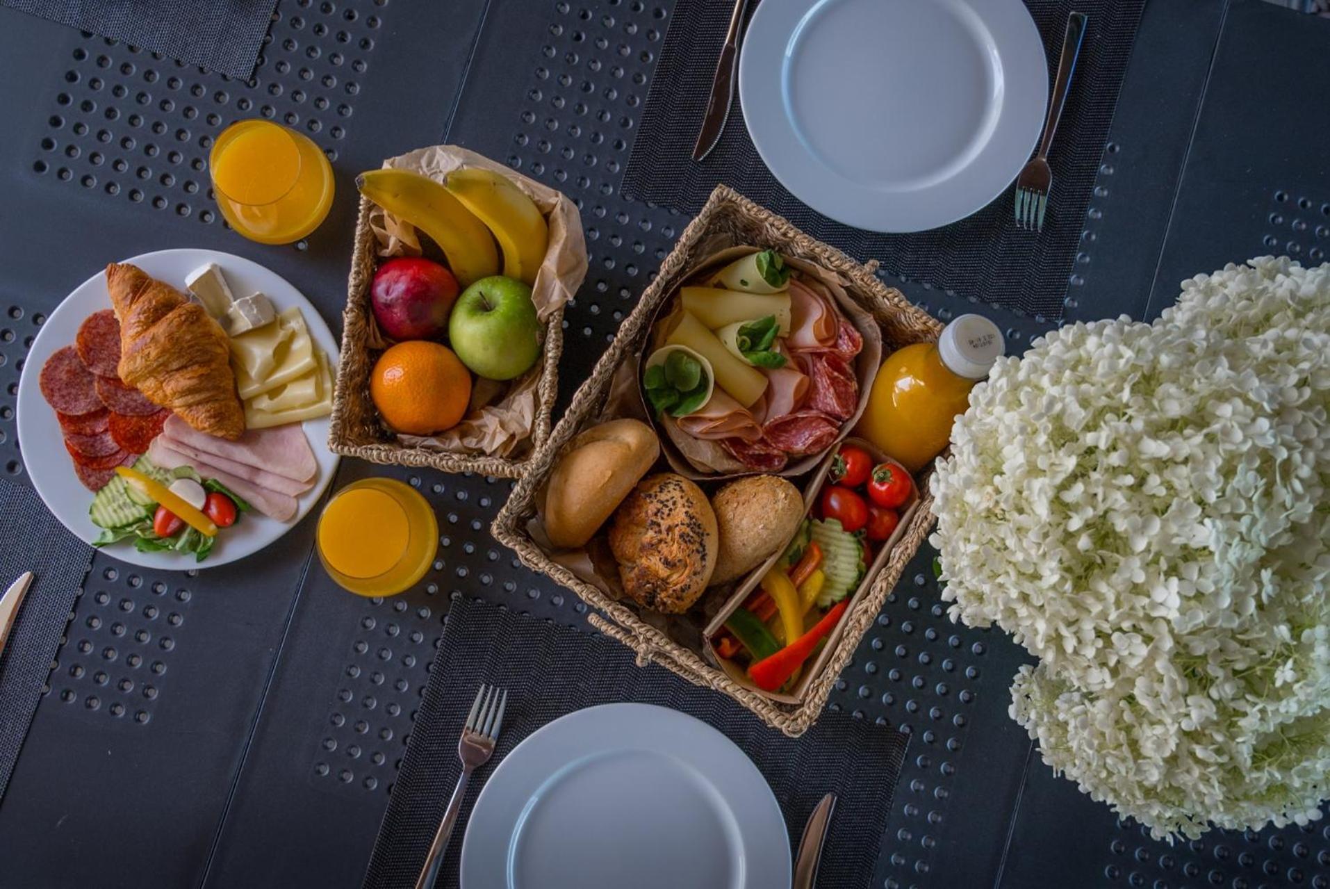 Bj81 Suite Hotel Siófok Kültér fotó