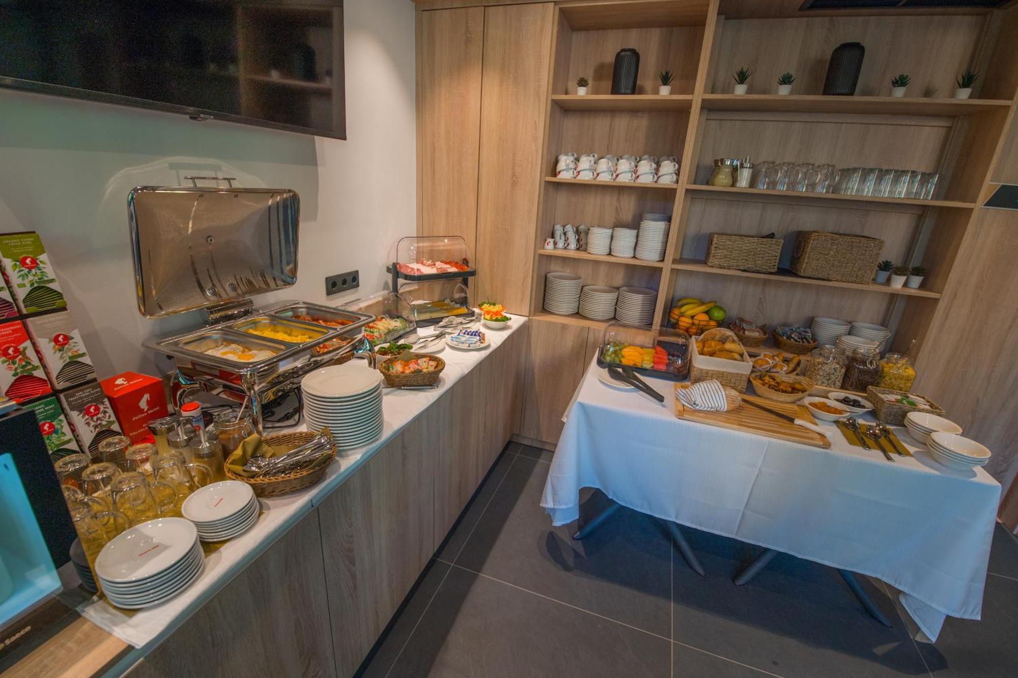 Bj81 Suite Hotel Siófok Kültér fotó